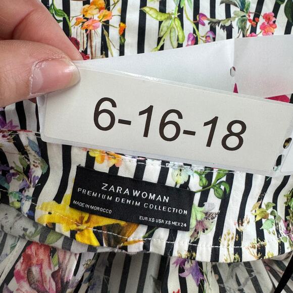 Zara Top Womens X Small Black White Stripe Floral Halter Knotted Open Back - Picture 4 of 8